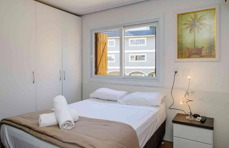 Luxo e Conforto no Centro com 2 suítes e 2 vagas!