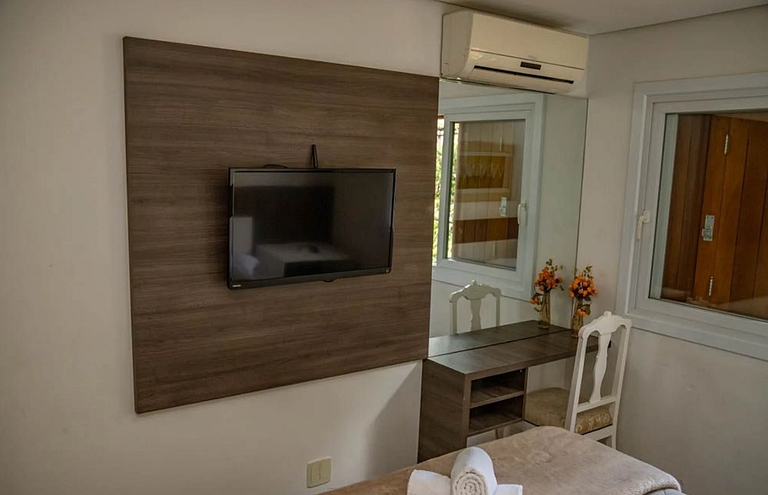 Luxo e Conforto no Centro com 2 suítes e 2 vagas!