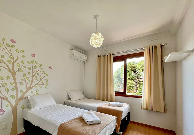 Duplex Familiar em Gramado. Perto de tudo!