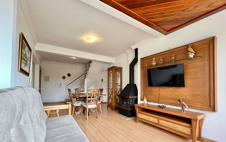 Duplex Familiar em Gramado. Perto de tudo!