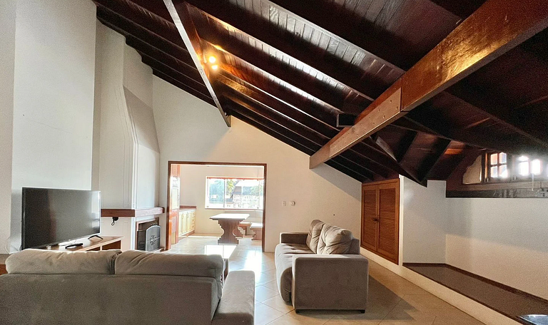 Duplex Familiar em Gramado. Perto de tudo!