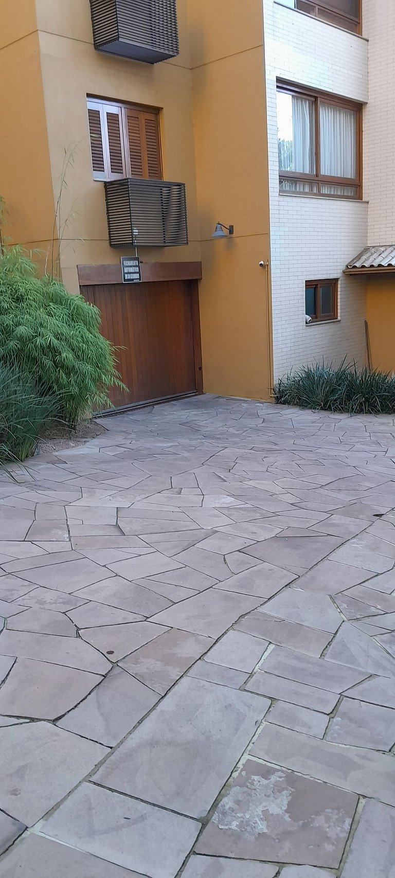 10 MIN a pé da Rua Coberta, Recanto do Vale!