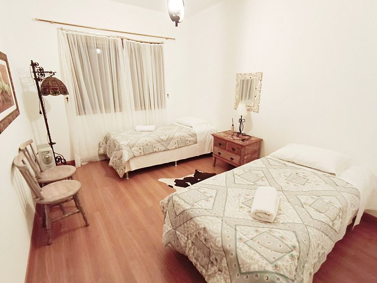 10 MIN a pé da Rua Coberta, Recanto do Vale!