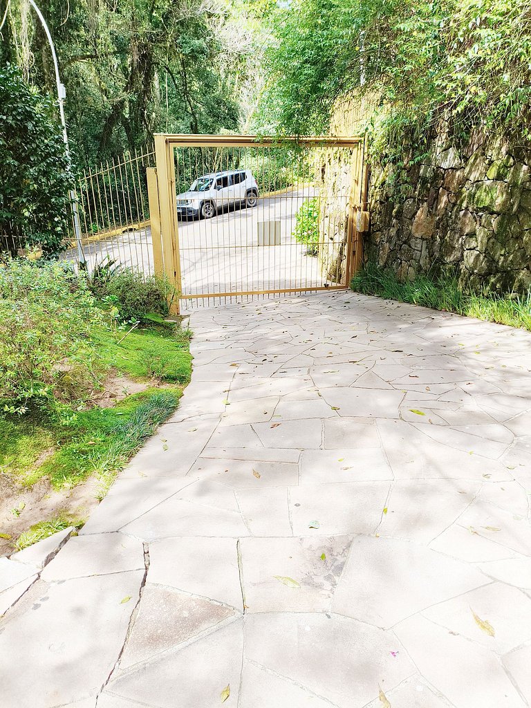 10 MIN a pé da Rua Coberta, Recanto do Vale!