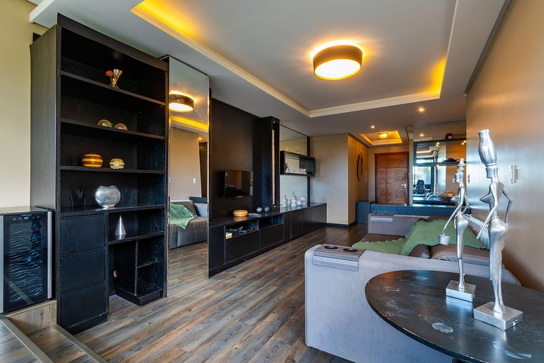 Centro, 4 min a pé (280m) da Rua Coberta! Decorado