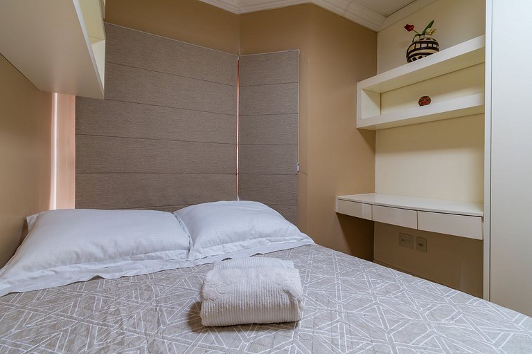 Centro, 4 min a pé (280m) da Rua Coberta! Decorado