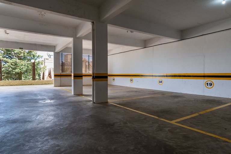 Centro, 4 min a pé (280m) da Rua Coberta! Decorado