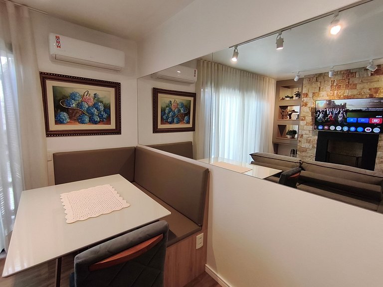 No Coração de Gramado! Faça tudo a pé. Reformado.