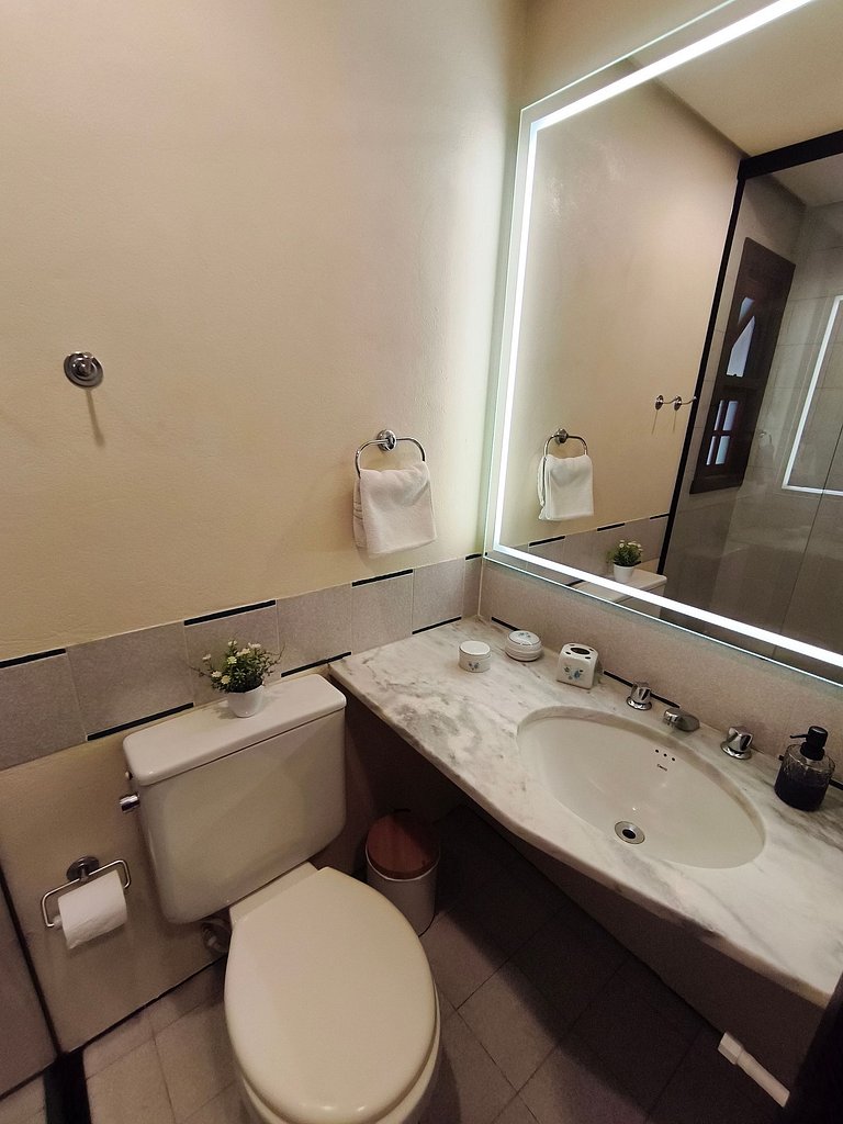 No Coração de Gramado! Faça tudo a pé. Reformado.