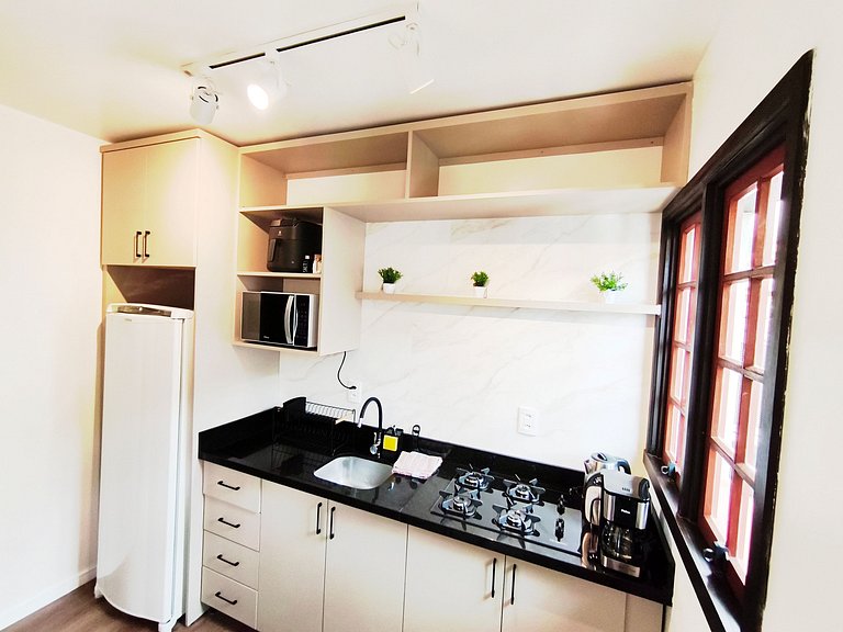 No Coração de Gramado! Faça tudo a pé. Reformado.