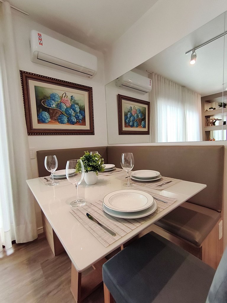 No Coração de Gramado! Faça tudo a pé. Reformado.