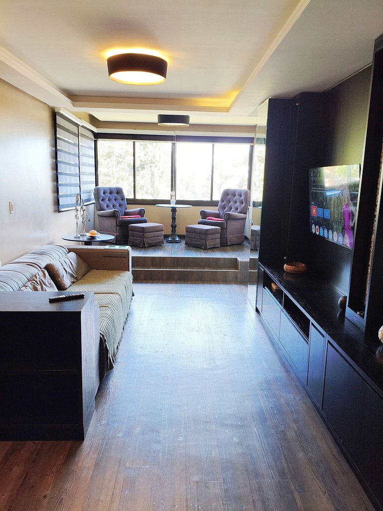 Centro, 4 min a pé (280m) da Rua Coberta! Decorado