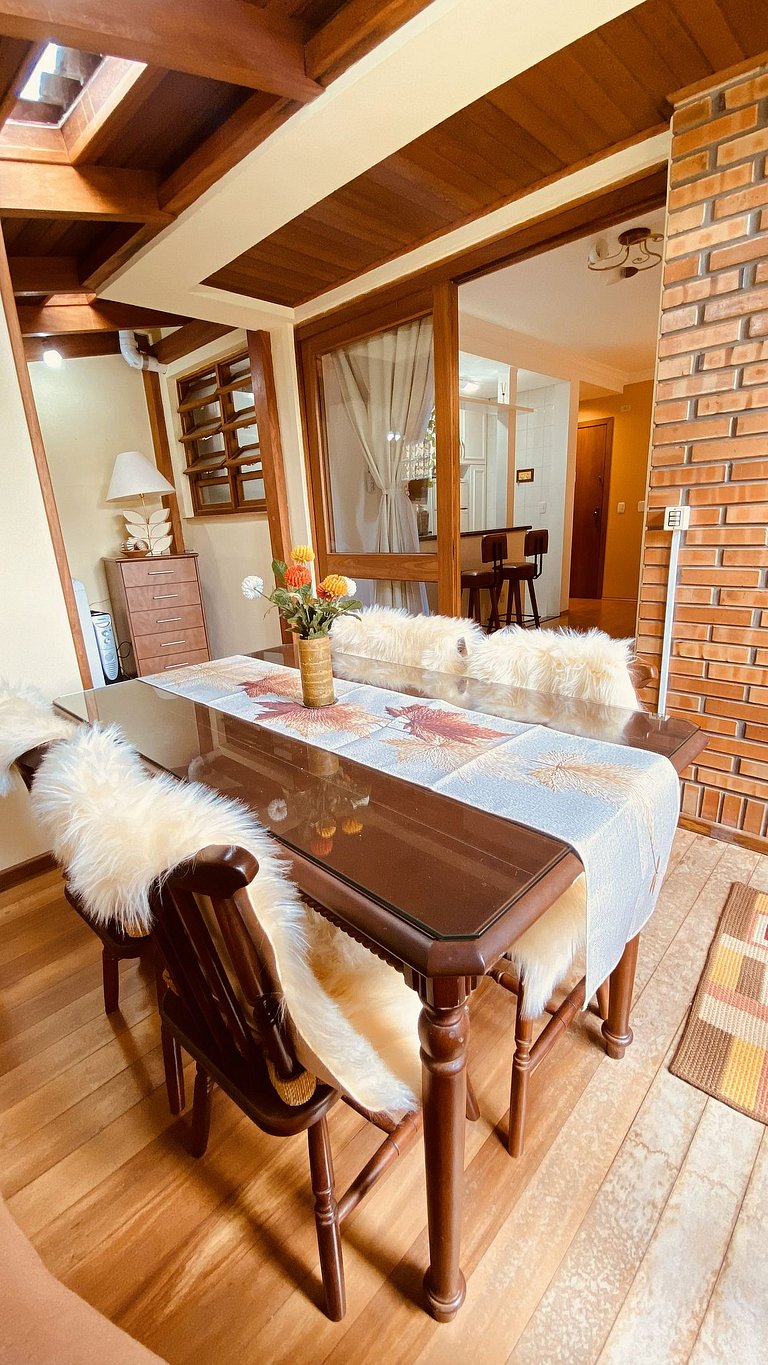 No Centro de Gramado, 5 min a pé da Rua Coberta!