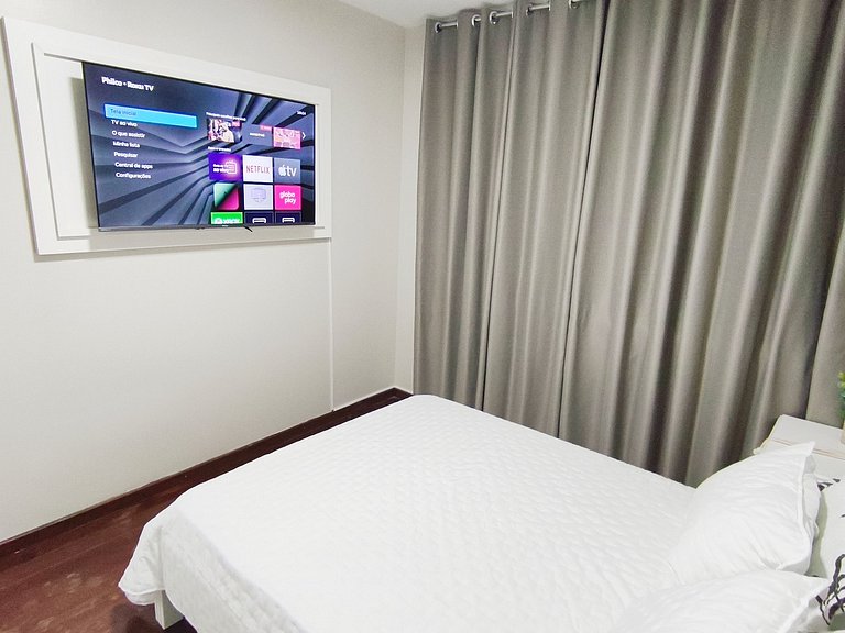 Apartamento reformado e mobiliado no centro