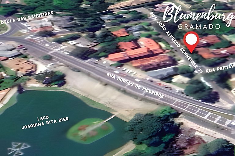 Duplex com ar Q/F. prox. ao lago. Faça tudo a pé!