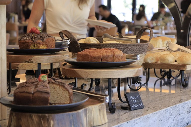 Refugio de Luxo no Golden Tulip. Conforto e lazer!