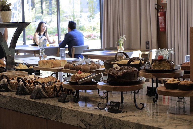 Refugio de Luxo no Golden Tulip. Conforto e lazer!