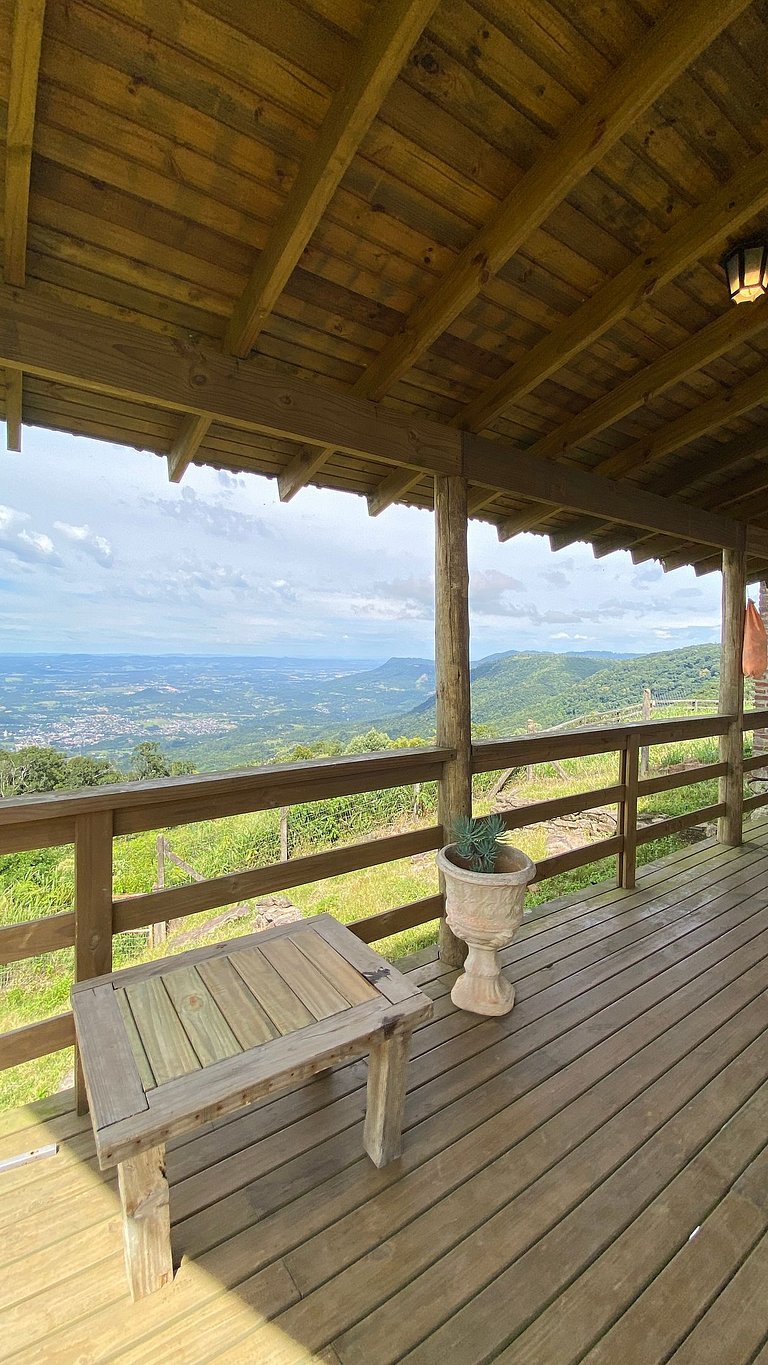 Vista Surreal, Cabana Aconchegante Vale das Nuvens