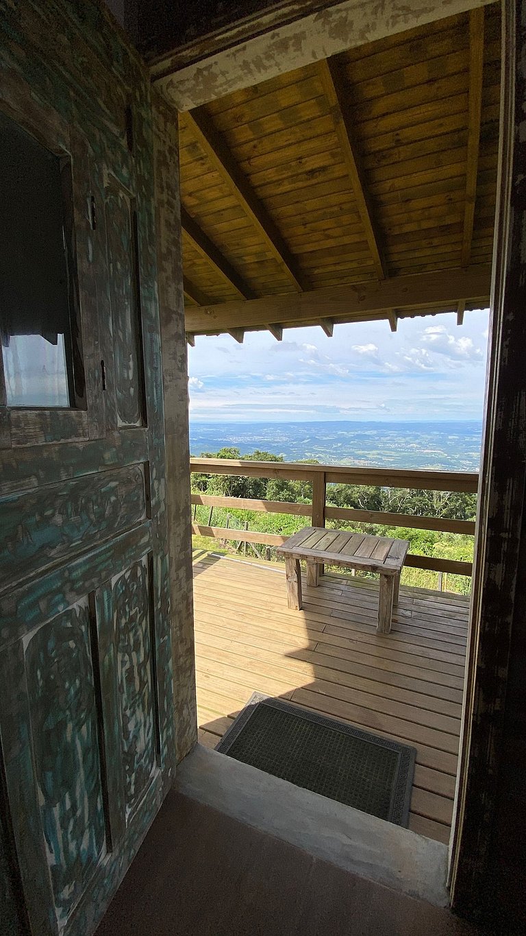 Vista Surreal, Cabana Aconchegante Vale das Nuvens