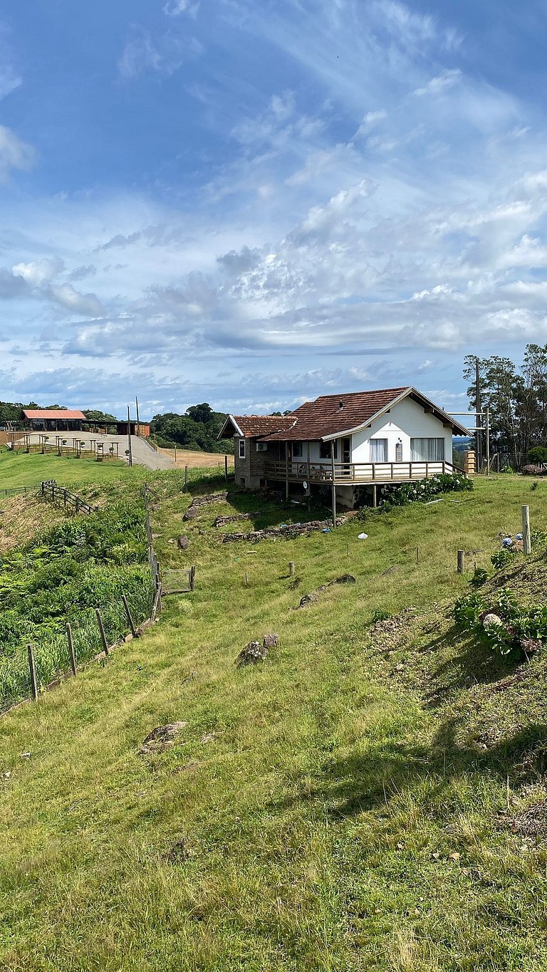 Vista Surreal, Cabana Aconchegante Vale das Nuvens