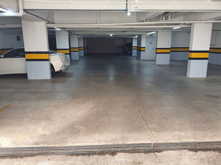 Apart. próximo do Centro com Ar Q/F "Oferta"!